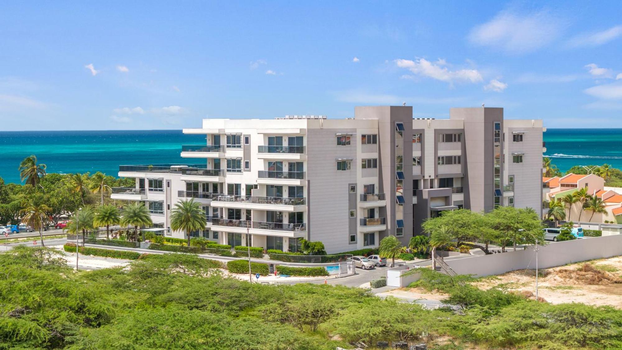 O Condominium Beachfront Residences, By Bocobay Aruba Palm Beach Exterior foto