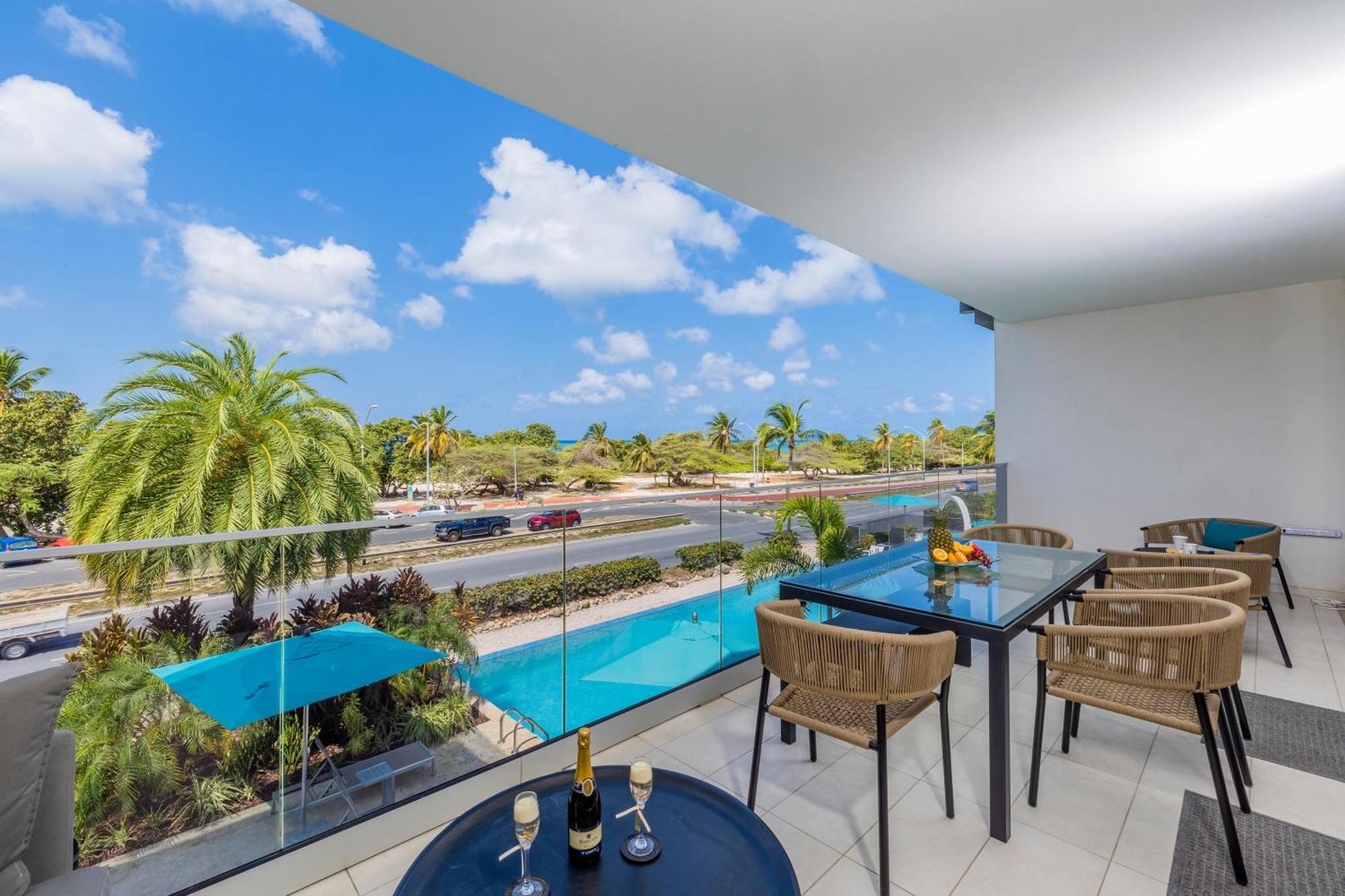 O Condominium Beachfront Residences, By Bocobay Aruba Palm Beach Exterior foto
